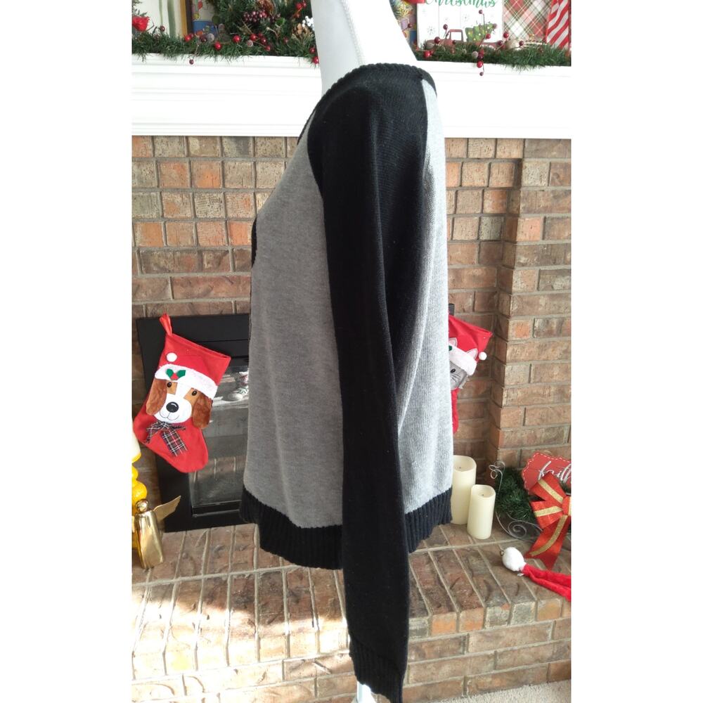 Disney knit sweater Minnie Mouse black red gray long sleeve licensed size XL W - Picture 2 of 6